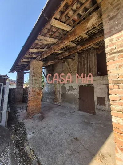Rustico/Casale in vendita a Rottofreno - foto 1