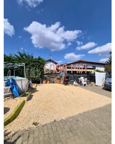 Villa in vendita a Castel San Giovanni - foto 4
