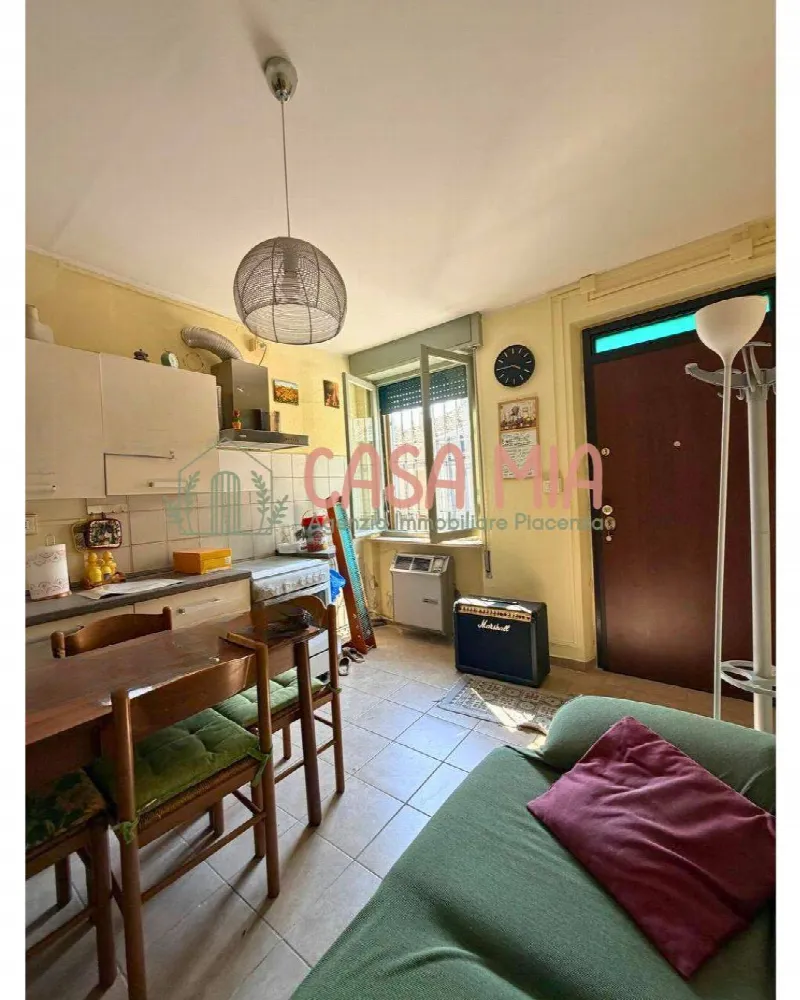 Casa Indipendente in vendita a Castel San Giovanni - foto 1
