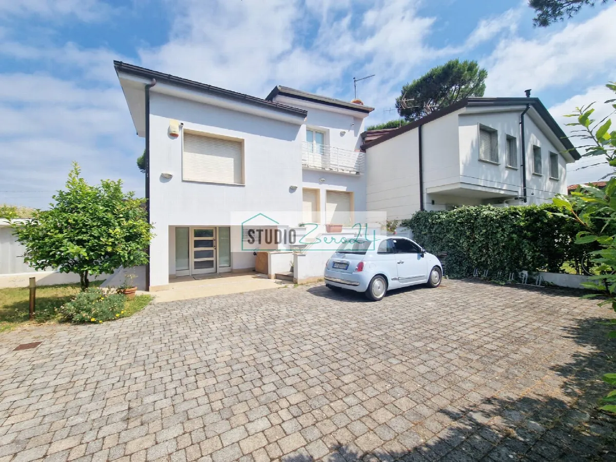 Casa Indipendente in vendita a Camaiore - foto 2
