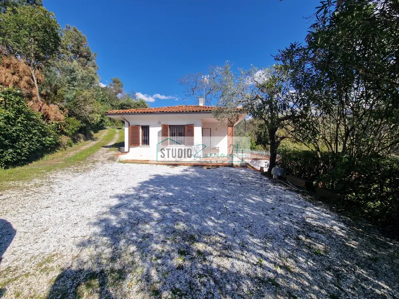 Villa in vendita a Camaiore - foto 1