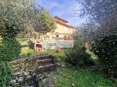 Casa Indipendente in vendita a Camaiore - foto 3