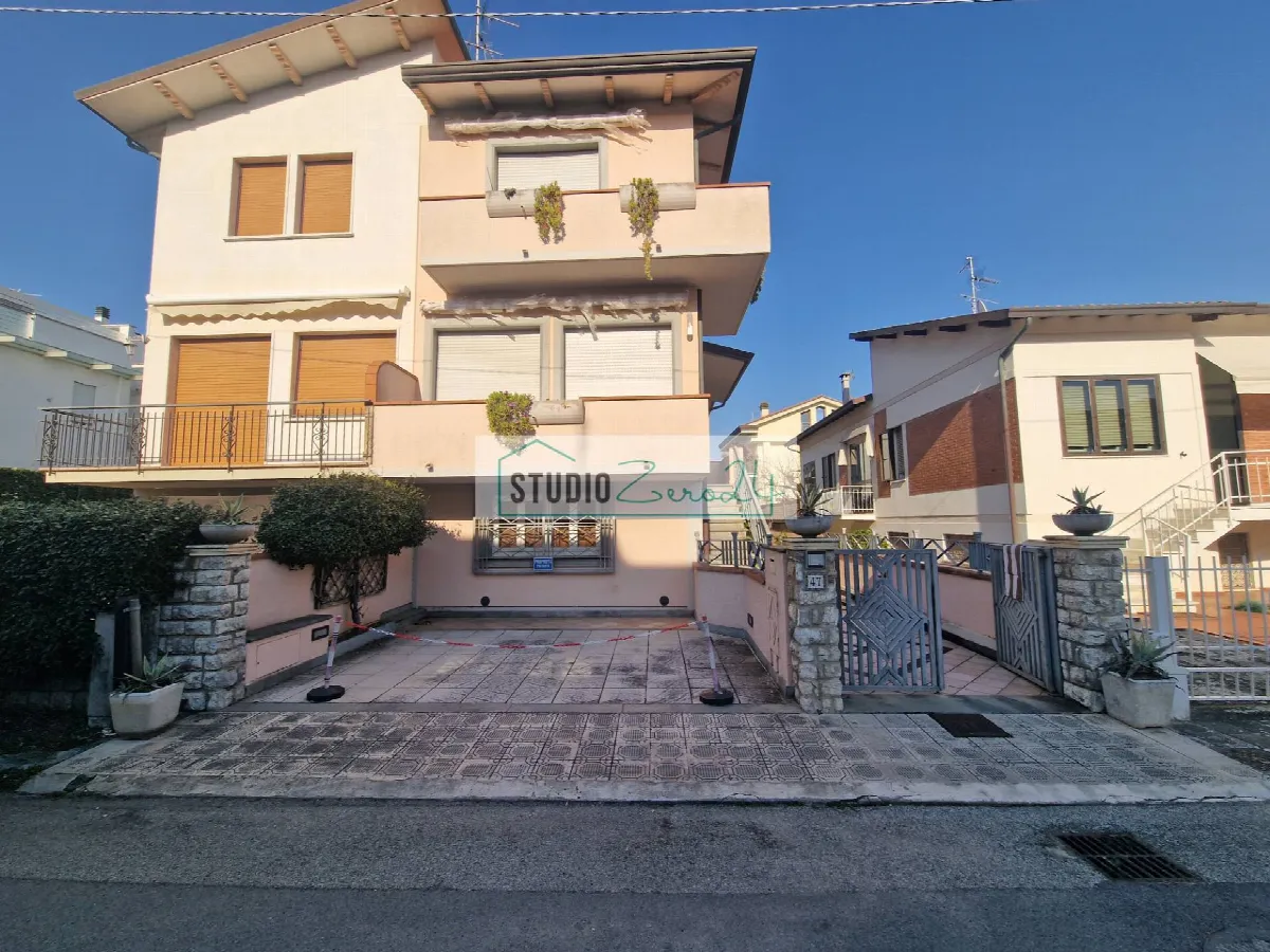 Casa Indipendente in vendita a Camaiore - foto 2