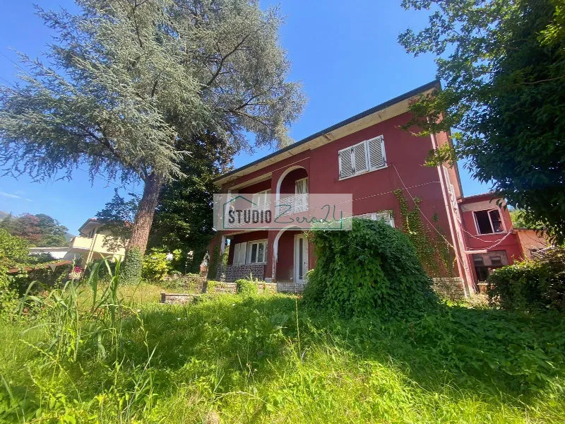 Villa in vendita a Camaiore - foto 1