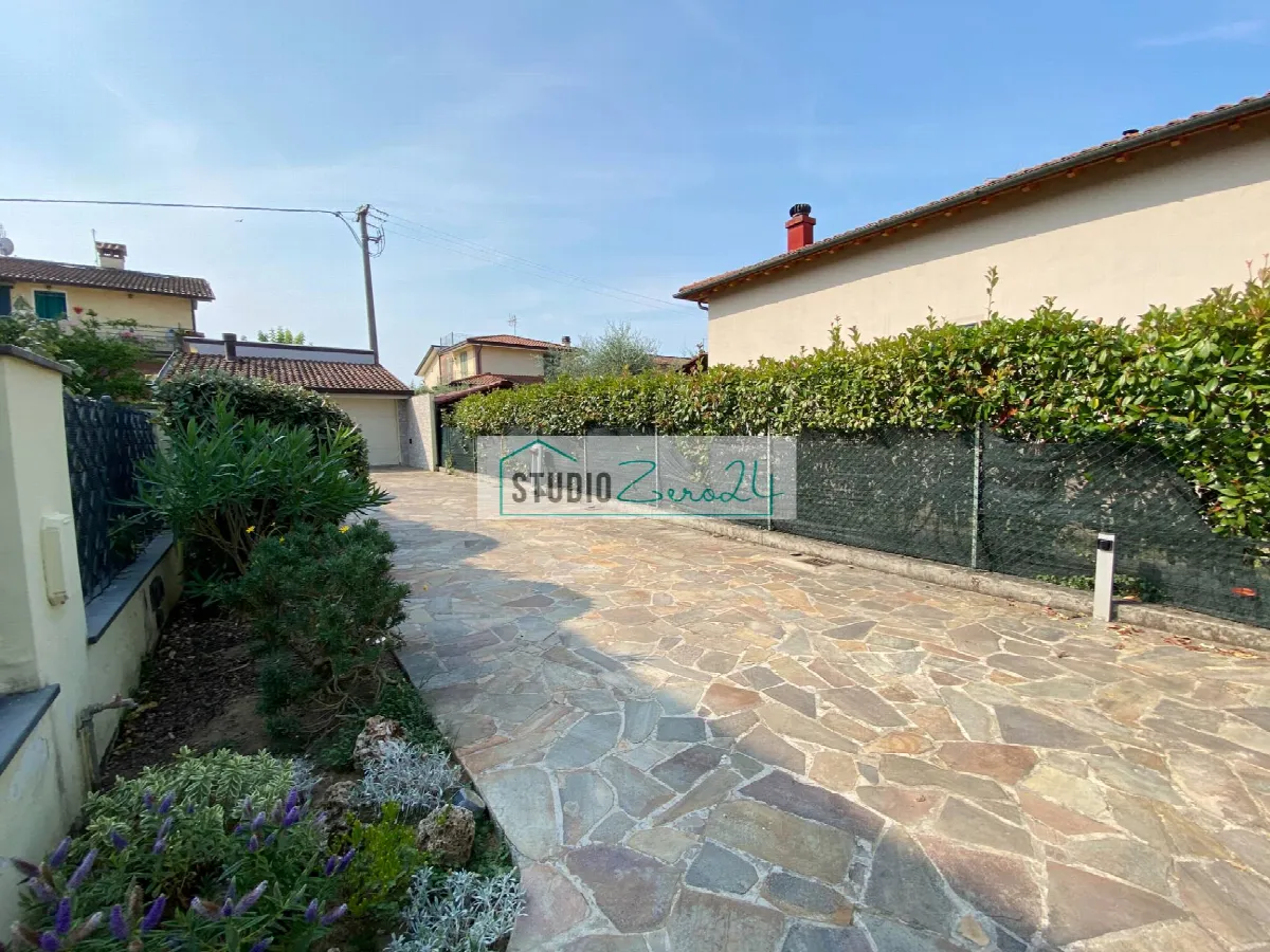 Casa Indipendente in vendita a Camaiore - foto 2