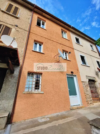 Casa Indipendente a Pietrasanta