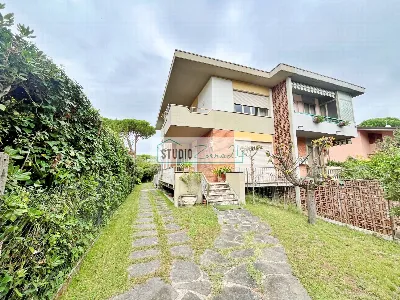 Casa Indipendente in vendita a Pietrasanta - foto 1