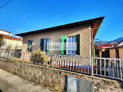 Casa Indipendente in vendita a Pietrasanta - foto 1