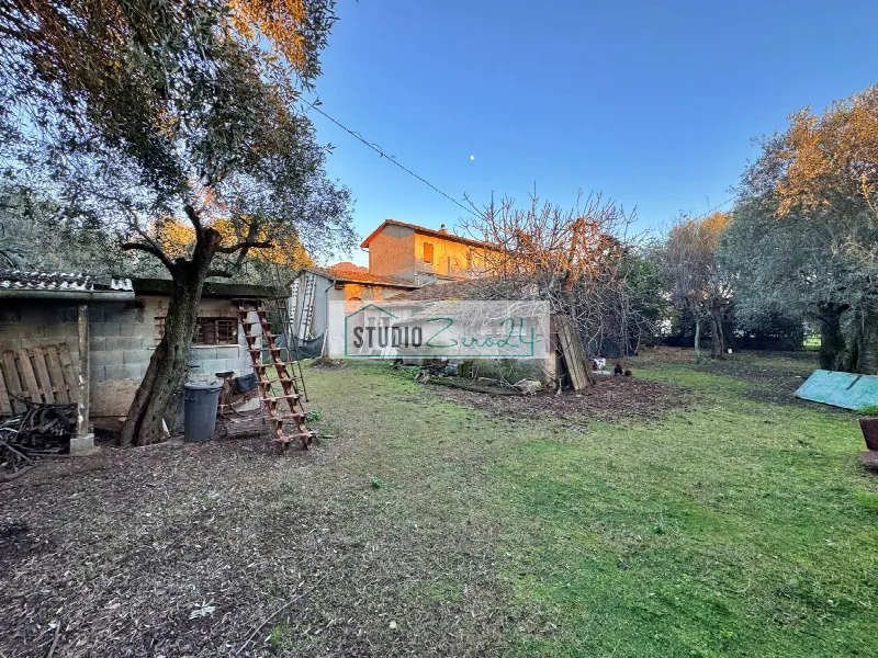 Casa Indipendente in vendita a Seravezza - foto 3