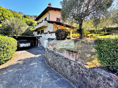 Casa Indipendente a Pietrasanta