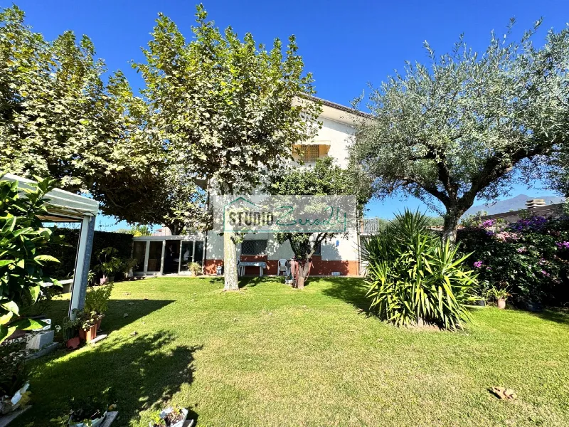 Villa in vendita a Seravezza - foto 5
