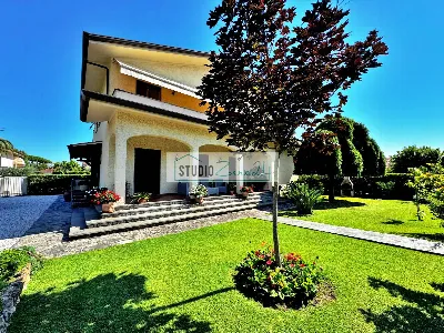 Villa in vendita a Forte dei Marmi - foto 2