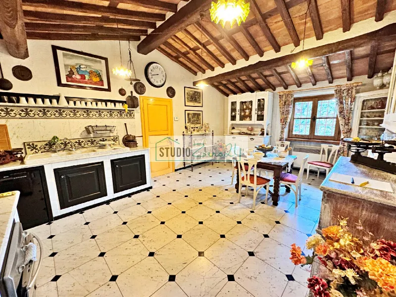 Villa in vendita a Seravezza - foto 8