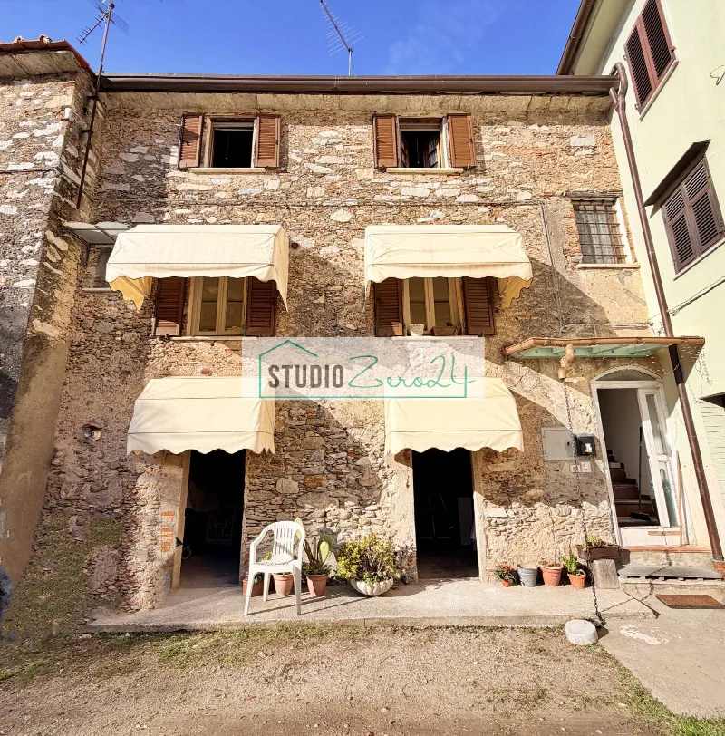 Casa Indipendente in vendita a Seravezza - foto 1
