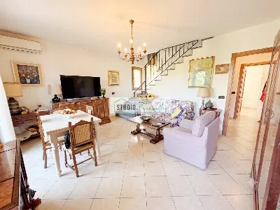 Casa Indipendente in vendita a Pietrasanta - foto 3