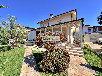 Villa in vendita a Pietrasanta - foto 1
