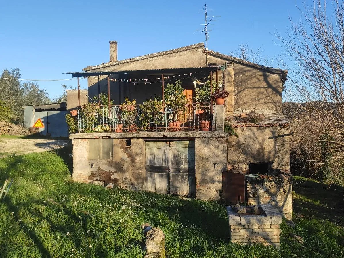 Rustico/Casale in vendita ad Amelia - foto 2