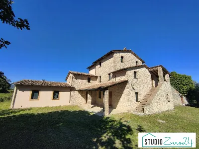 Rustico/Casale in vendita a Avigliano Umbr... - foto 4