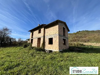 Rustico/Casale a Guardea