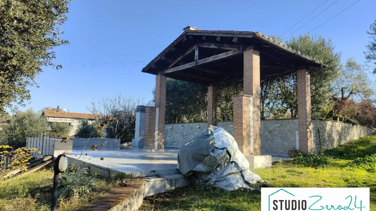 Rustico/Casale in vendita a Amelia - foto 2