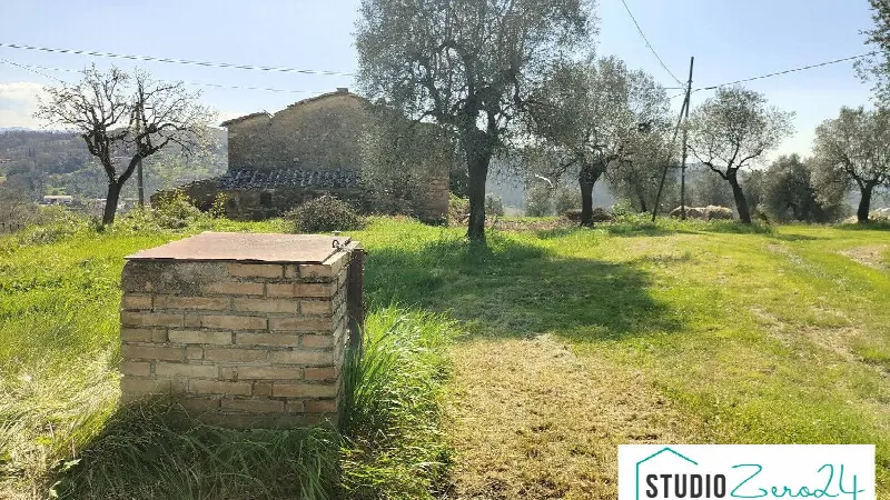 Rustico/Casale in vendita a Amelia - foto 3