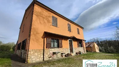 Rustico/Casale a Attigliano
