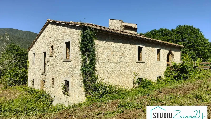 Rustico/Casale in vendita a Guardea - foto 3