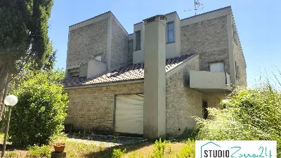 Villa a Amelia