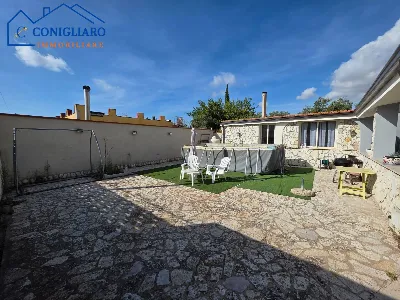 Villa a Carini