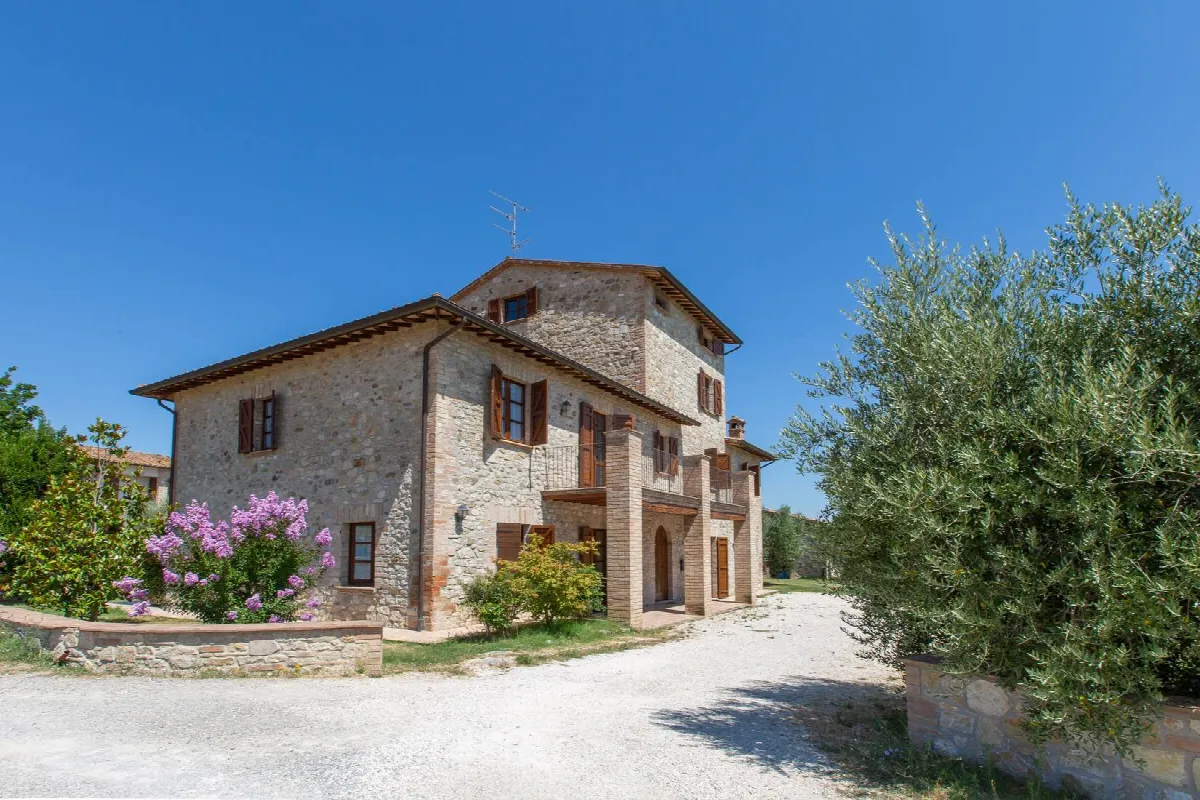Rustico/Casale in vendita a Marsciano - foto 2