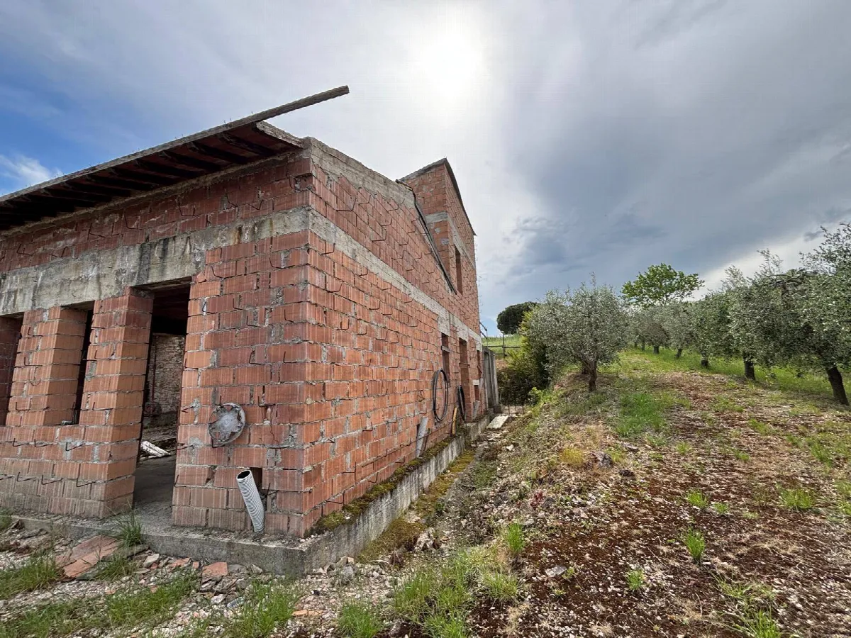 Rustico/Casale in vendita a Marsciano - foto 3