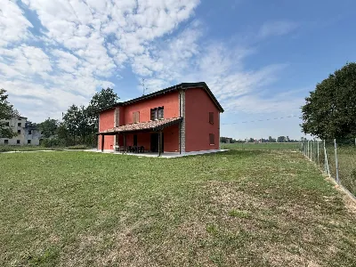 Villa a Castelfranco Emilia