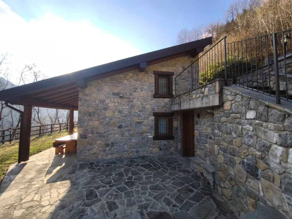 Casa Indipendente in vendita a Oltressenda Alta - foto 2