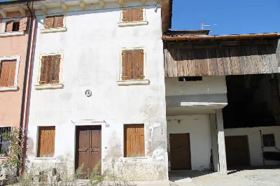 Rustico/Casale in vendita a Lavagno - foto 1