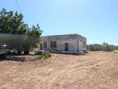 Rustico/Casale in vendita a Parabita - foto 2