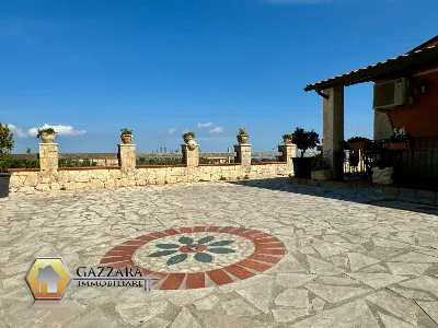 Villa in vendita a Canicattini Bagni - foto 2