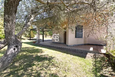 Villa in vendita a Vetralla - foto 2
