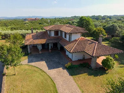 Villa in vendita a Caprarola - foto 1