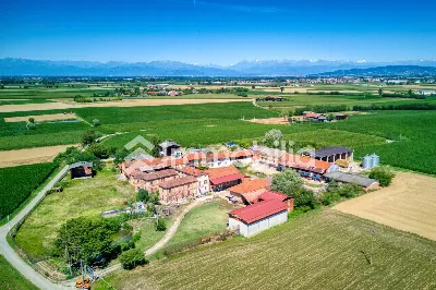 Rustico/Casale in vendita a Poirino - foto 1