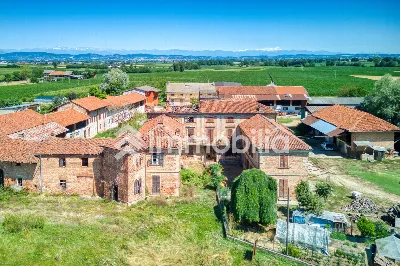 Rustico/Casale in vendita a Poirino - foto 2