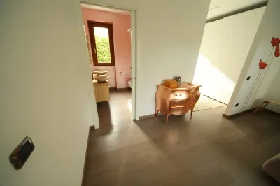 Villa in vendita a San Benedetto del Tront... - foto 10