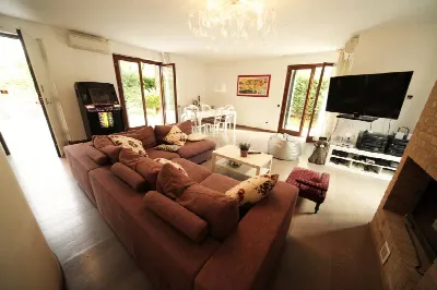 Villa in vendita a San Benedetto del Tront... - foto 6