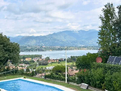 Villa a Manerba del Garda