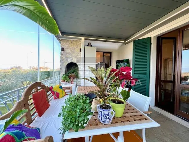 Villa in vendita a San Felice del Benaco - foto 1