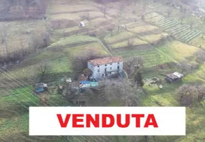 Rustico/Casale in vendita a Nembro - foto 1