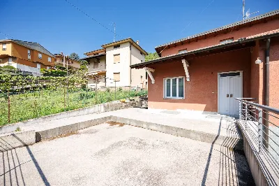 Villa in vendita ad Alzano Lombardo - foto 3