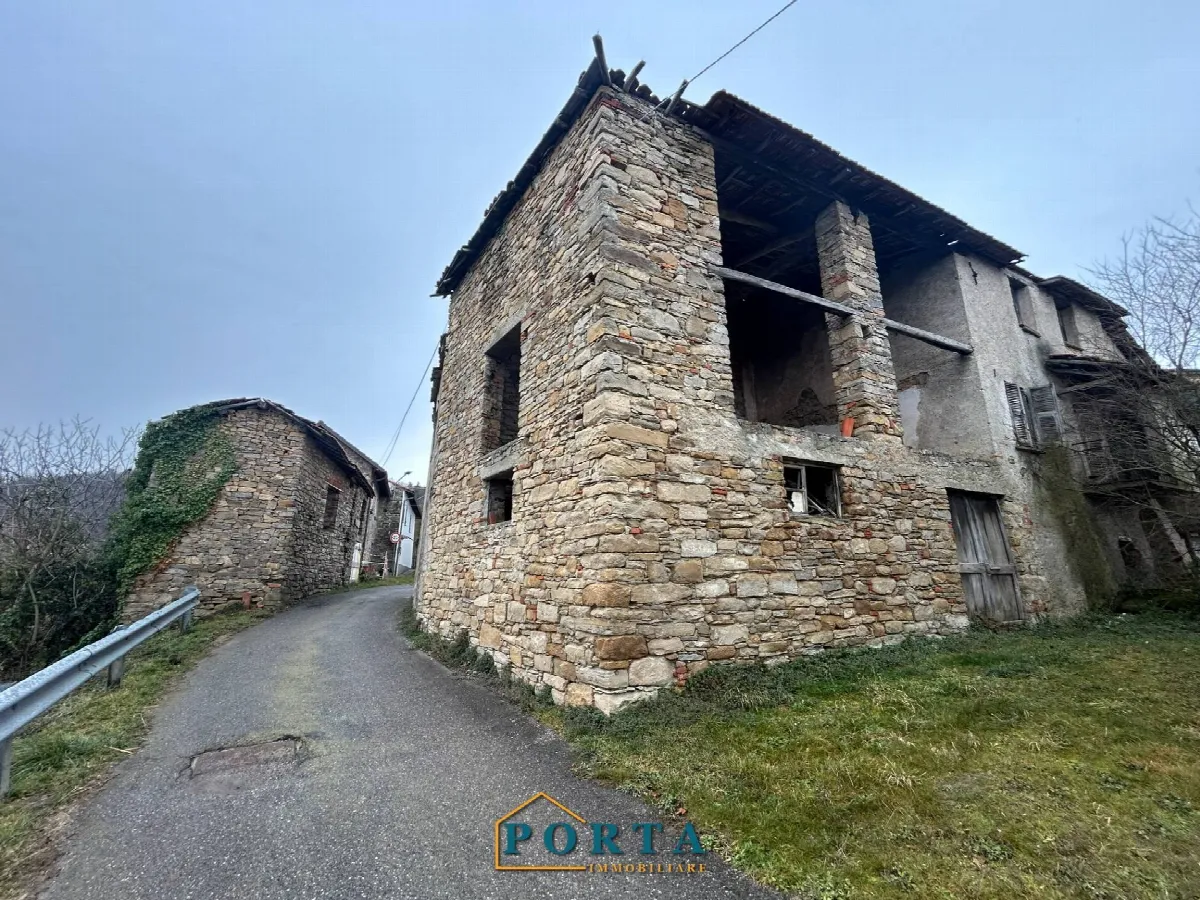 Rustico/Casale in vendita a Camerana - foto 2