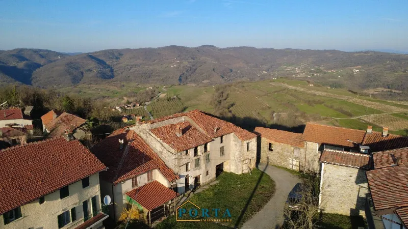 Rustico/Casale in vendita a Camerana - foto 1
