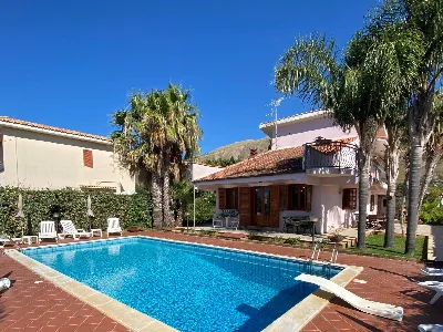 Villa in vendita a Castellammare del Golfo - foto 1