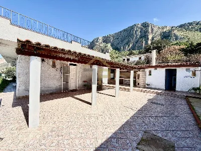 Villa in vendita a Terrasini - foto 1